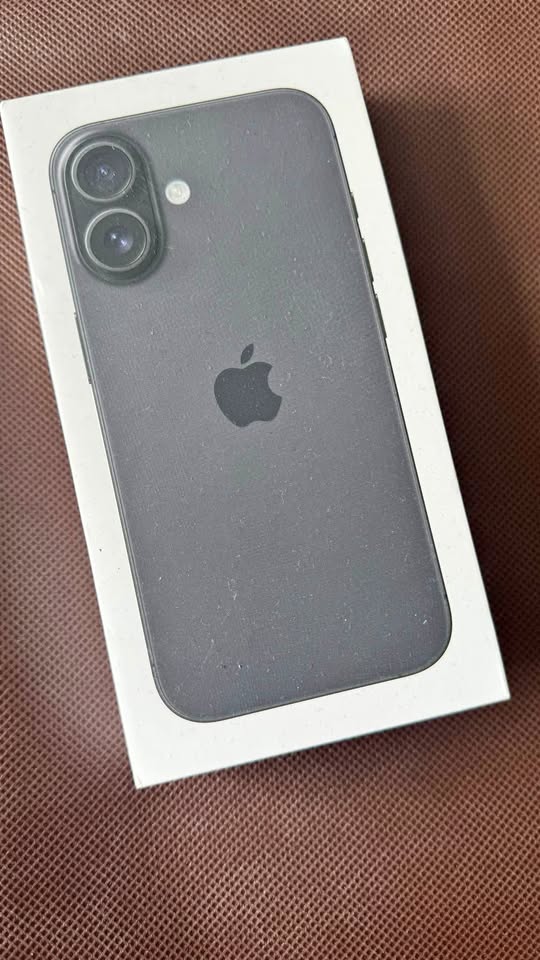 iPhone 16